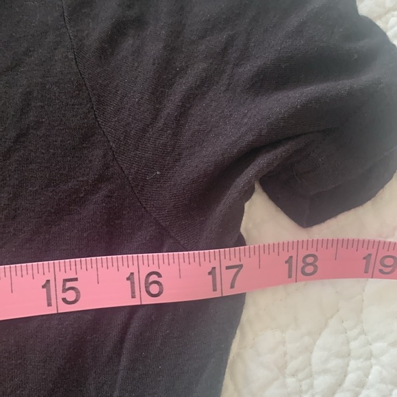 🖤 Tee - Picture 4 of 5